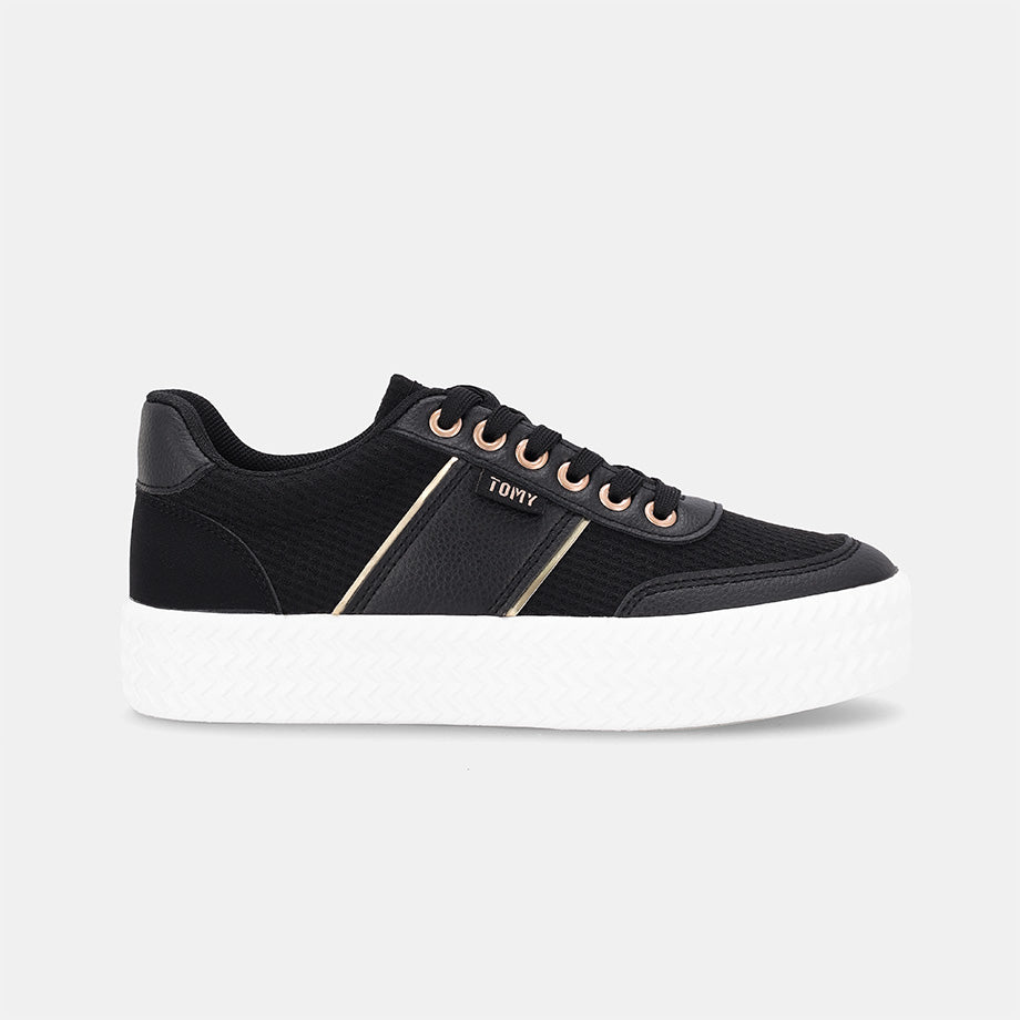 Danielle Sneaker - Black