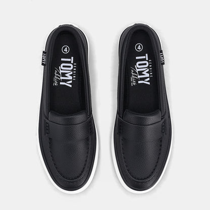 Arrow Slip On Sneaker - Black