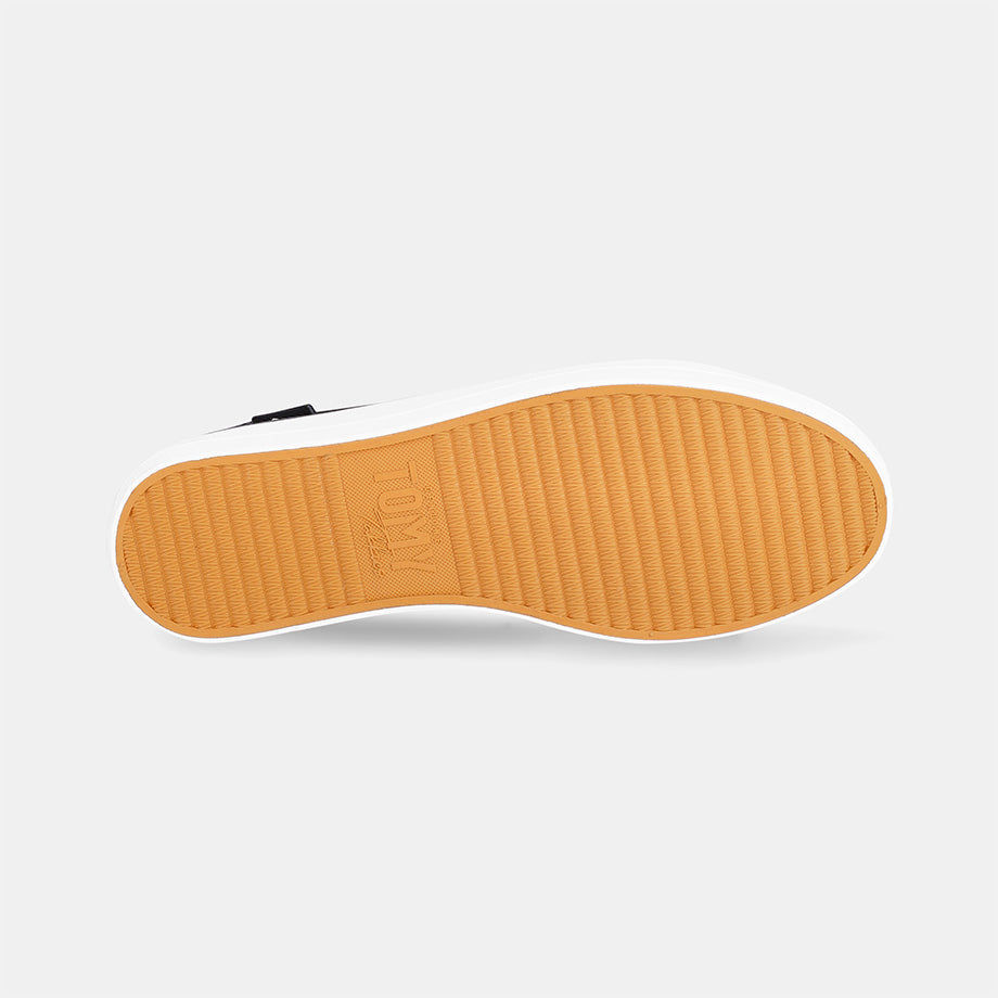 Arrow Slip On Sneaker - Black