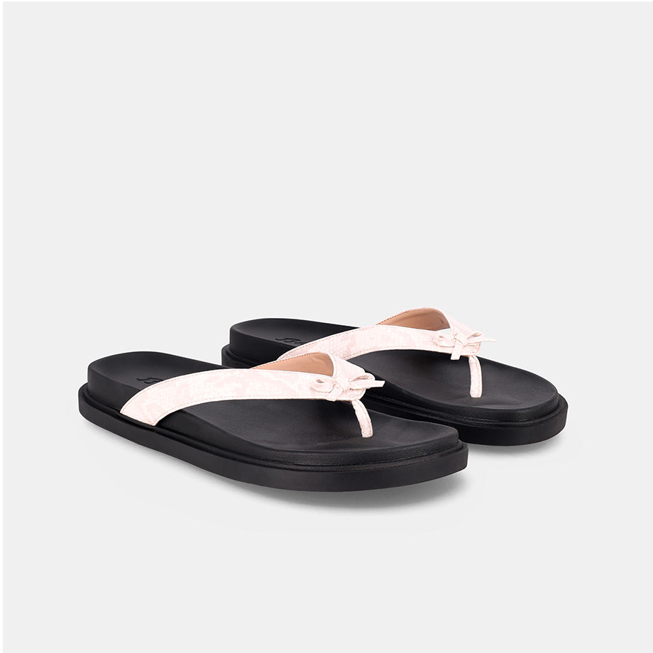 Blacke Slip On Sandal - White