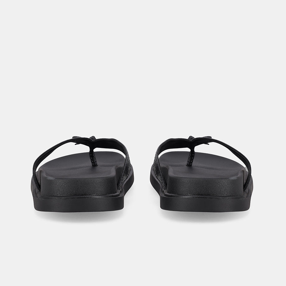 Blacke Slip On Sandal - Black