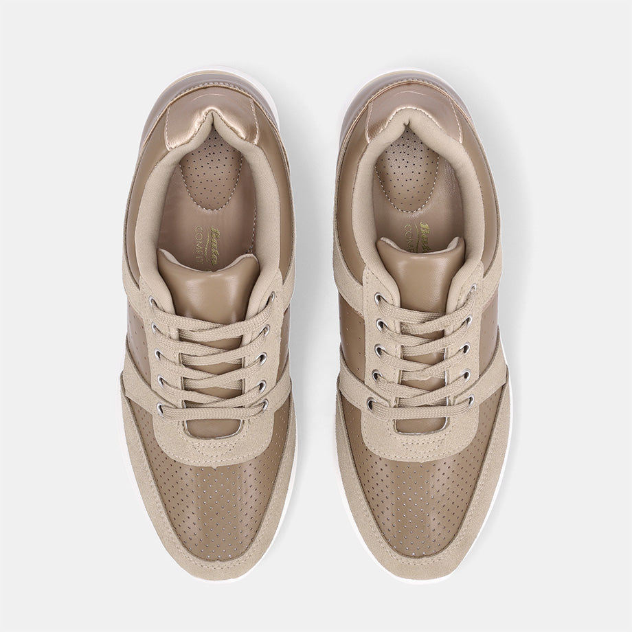 New Star Wedge Lace-up Sneaker - Beige