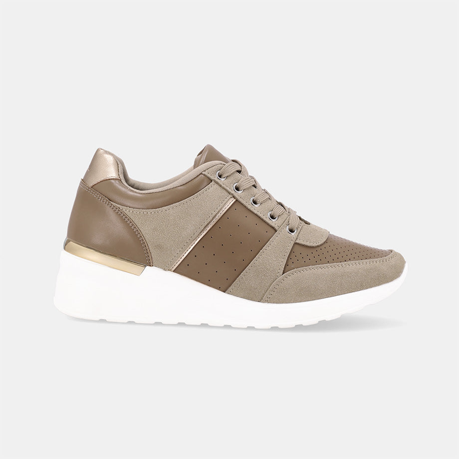New Star Wedge Lace-up Sneaker - Beige