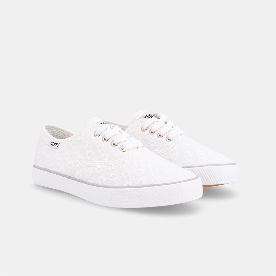 Halle Sneaker - White
