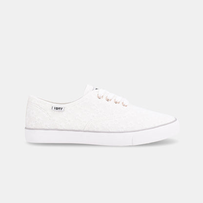 Halle Sneaker - White