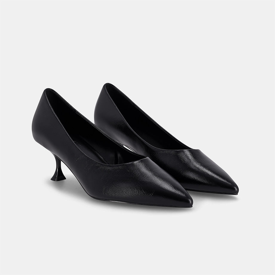 Detroit Pointed Court Shoe - Black