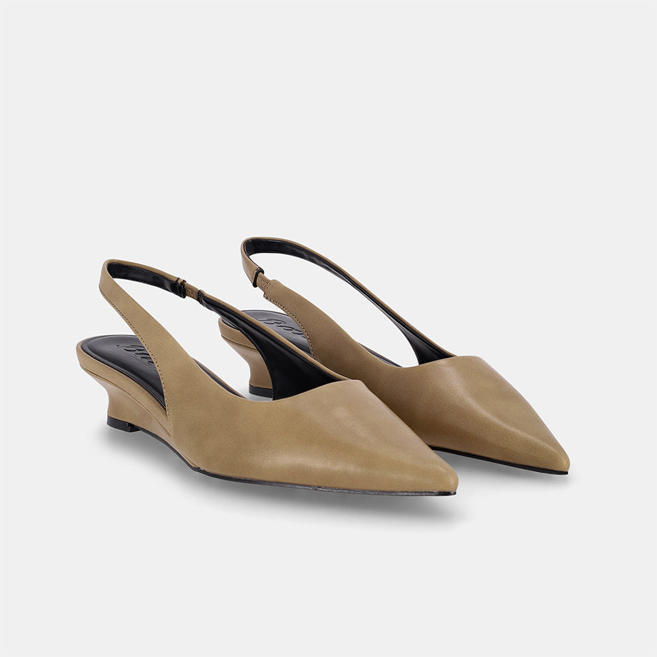 York Slingback Wedge - Beige