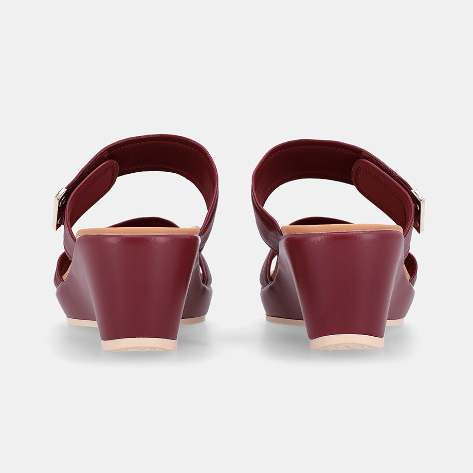 Cadynn Double Strap Slip-on Wedge-Maroon