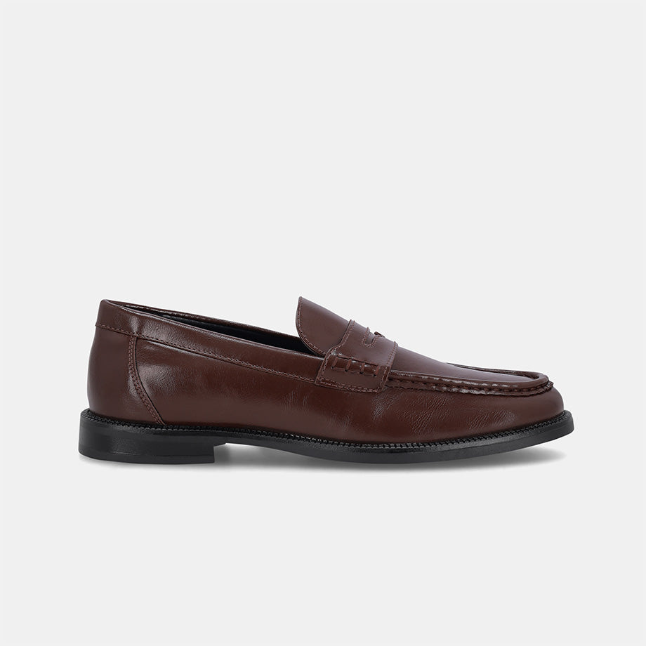 Madrid Classic Penny Loafer - Tan